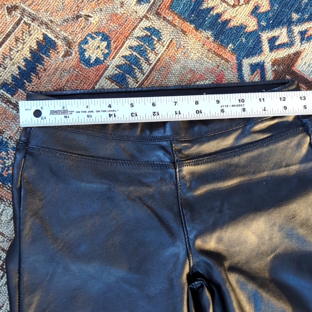 Blank NYC Vegan Leather Leggings size 26